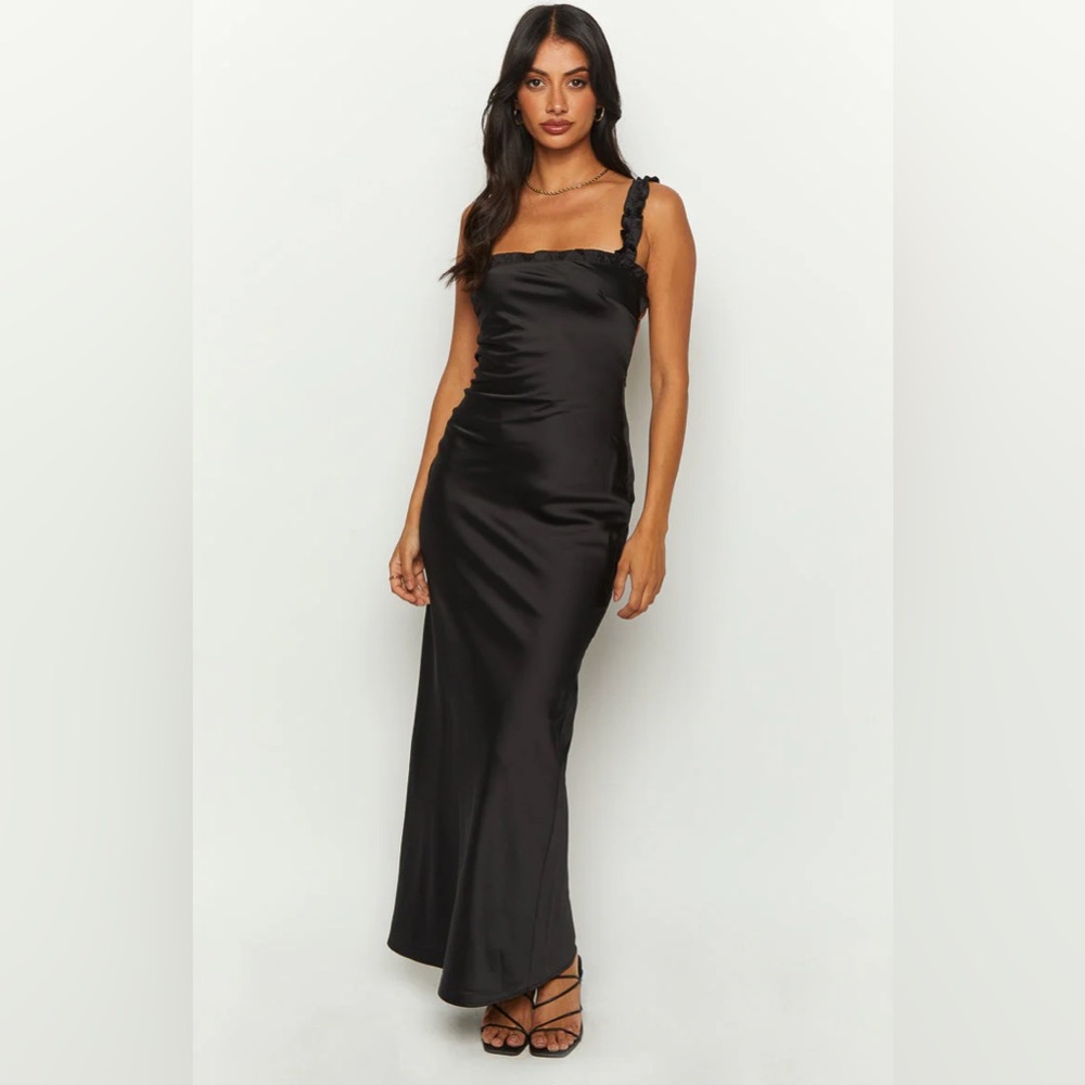 Beginning Boutique Ivy Black Maxi Dress